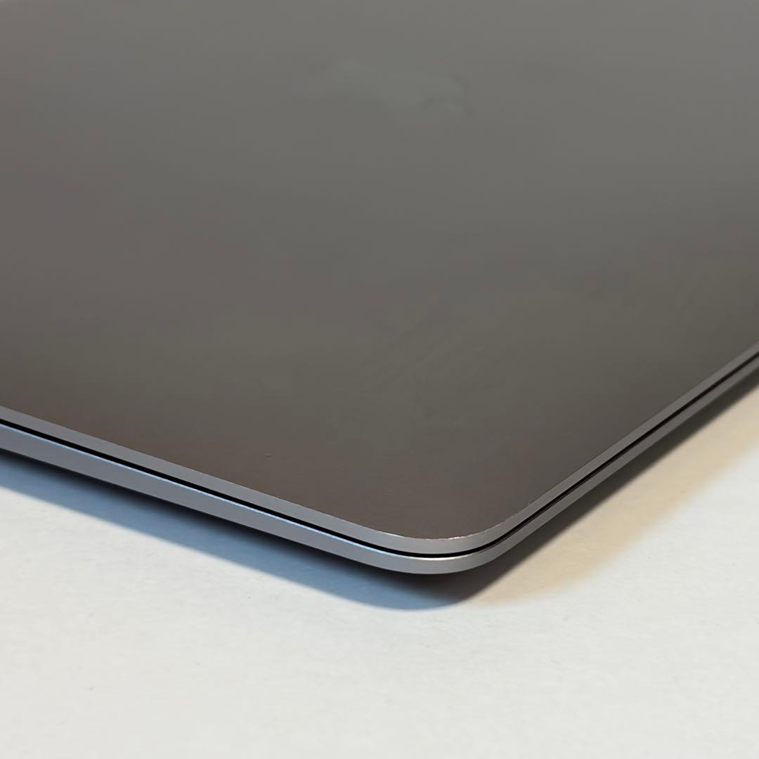 MacBook Air 13インチ シルバー MGN63J/A アダプタ未使用