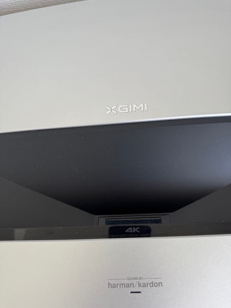 XGIMI AURA 4Kプロジェクター本体