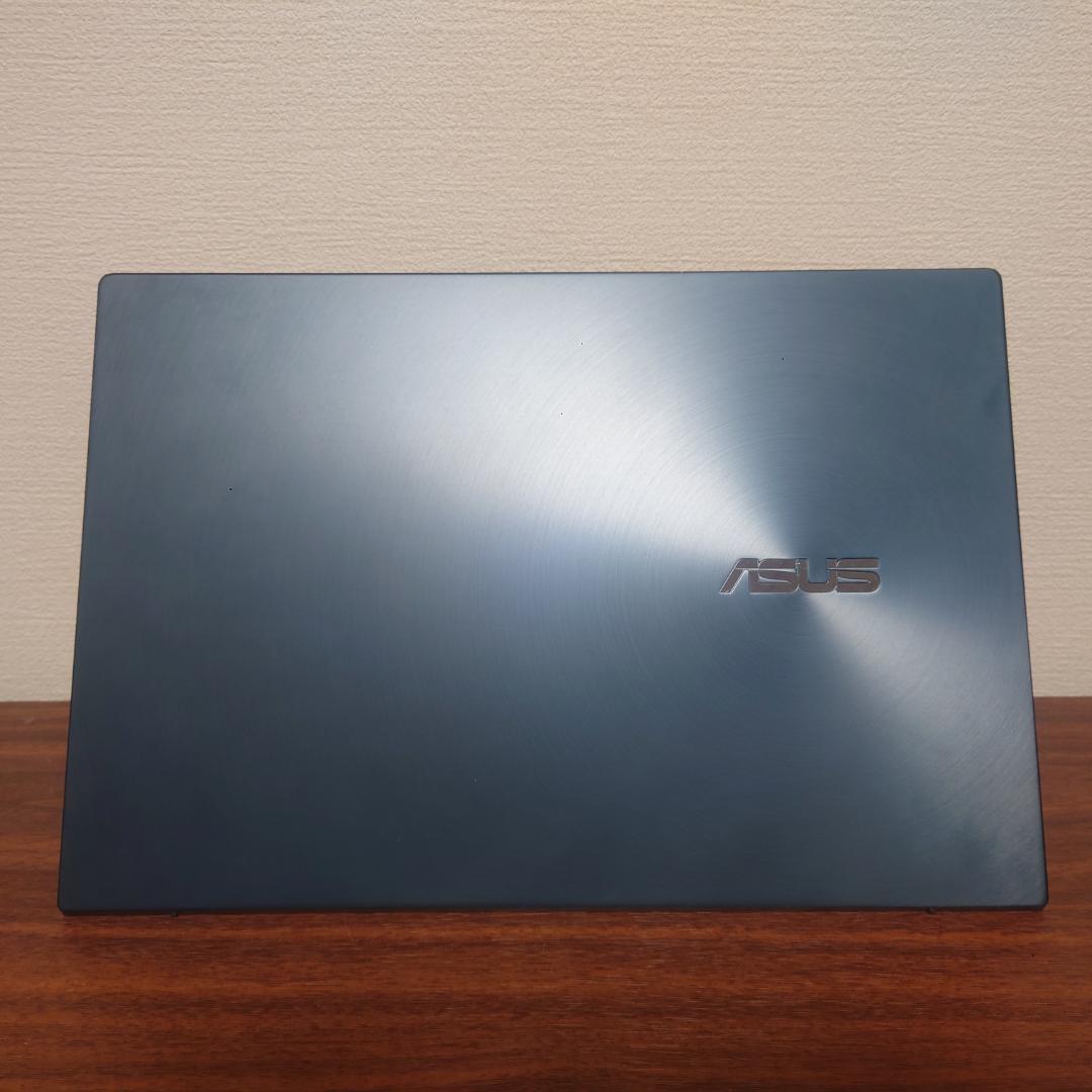 【美品】ASUS ZenBook Duo 14 UX482EA