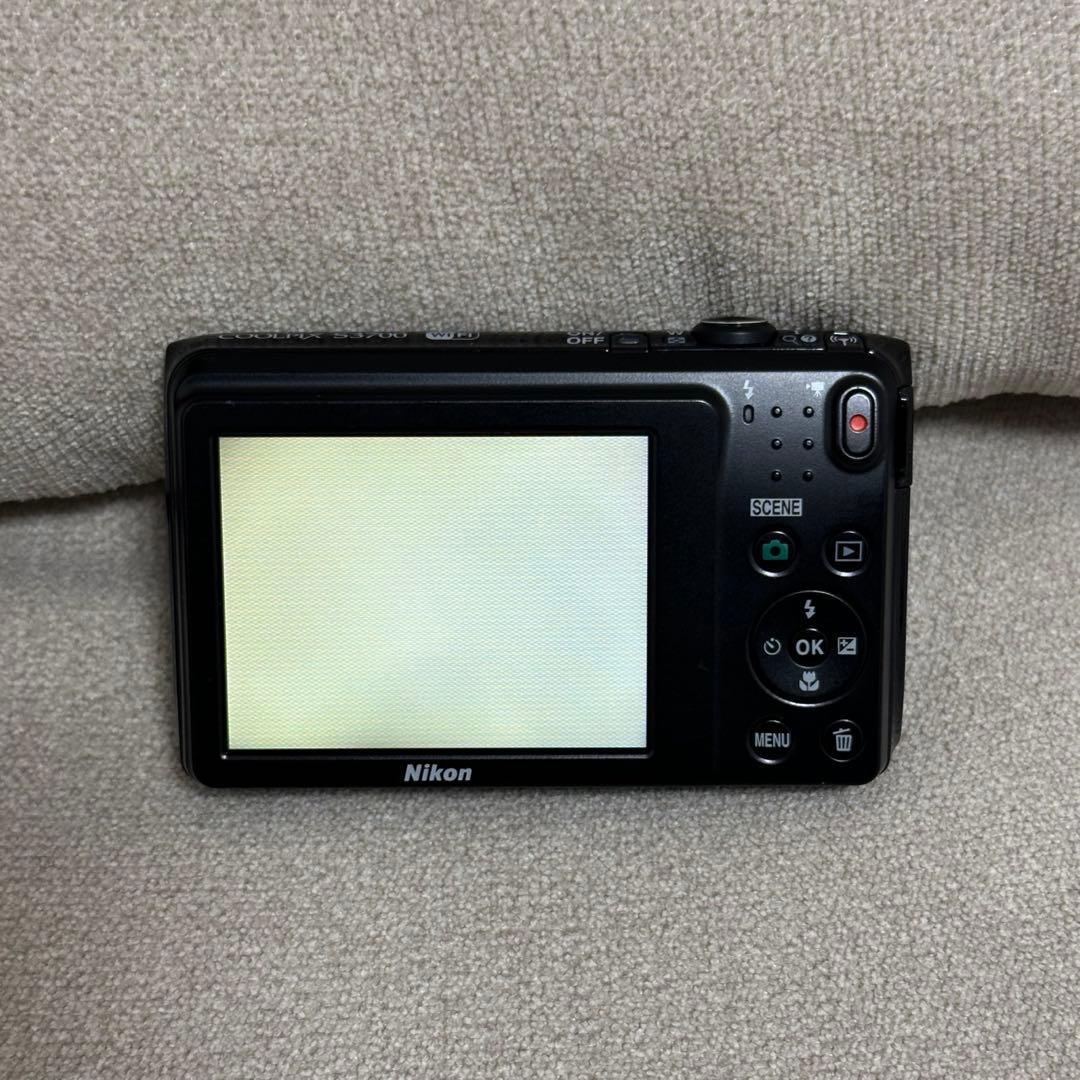Nikon COOLPIX S3700 コンパクトデジタルカメラ　ブラック