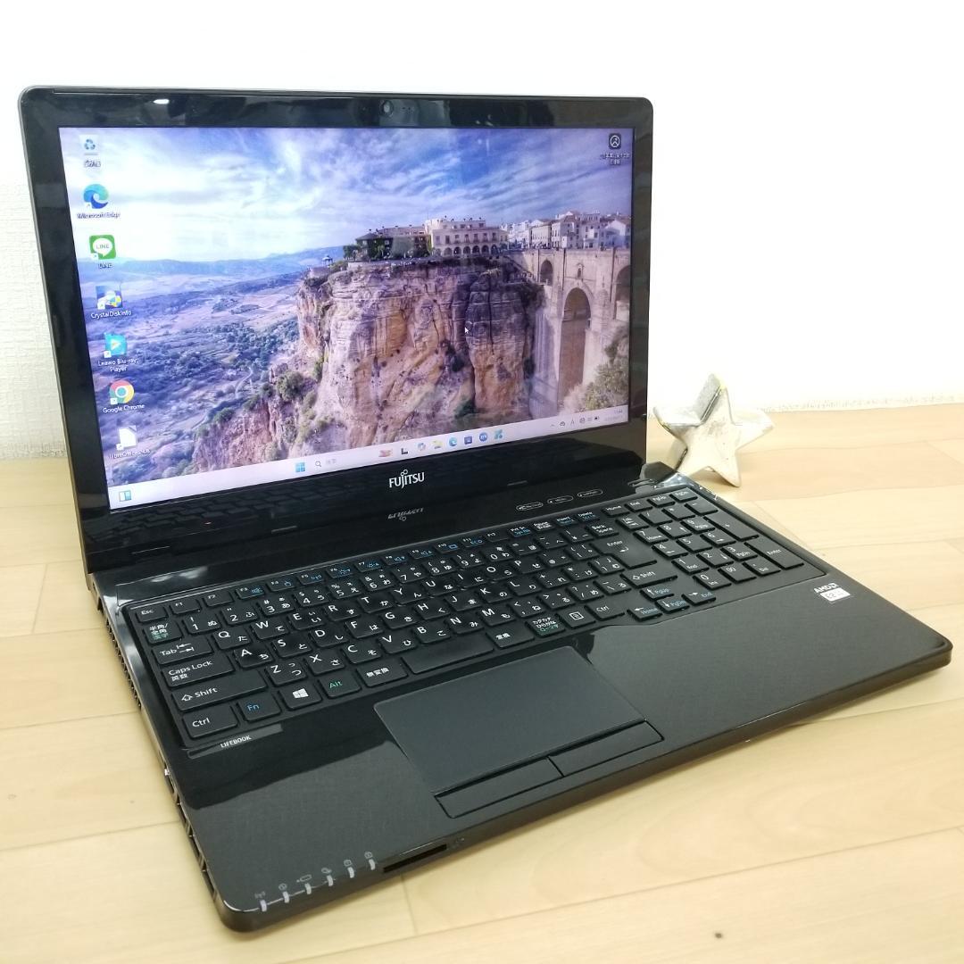 期間限定 新品SSD Win11 DVD再生可 ノートPC 富士通(E0652