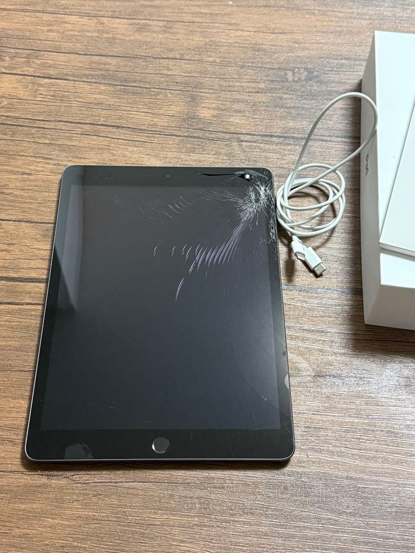 （ジャンク品）Apple iPad第9世代 256GB
