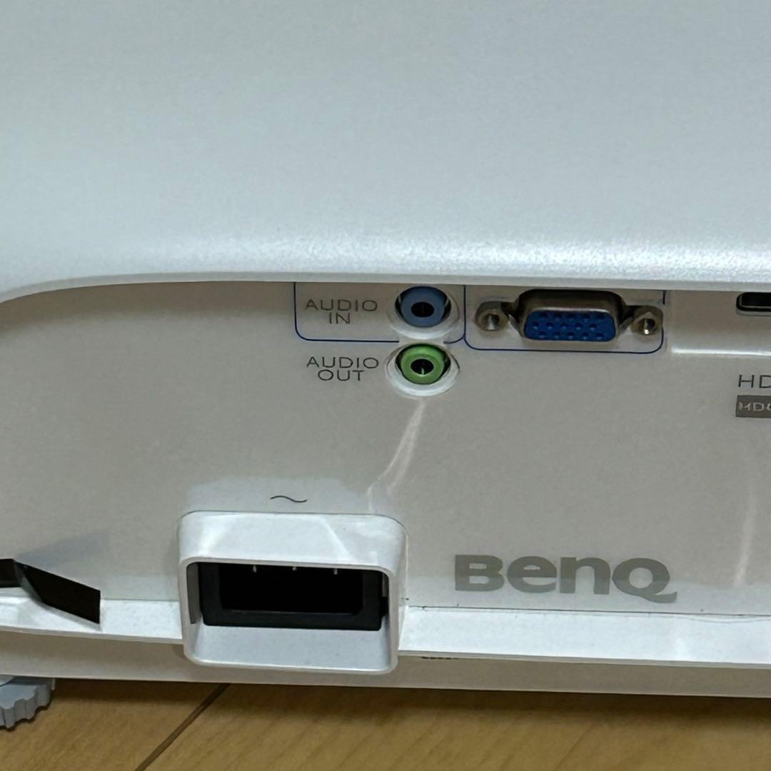 BenQ プロジェクター 4K TK800