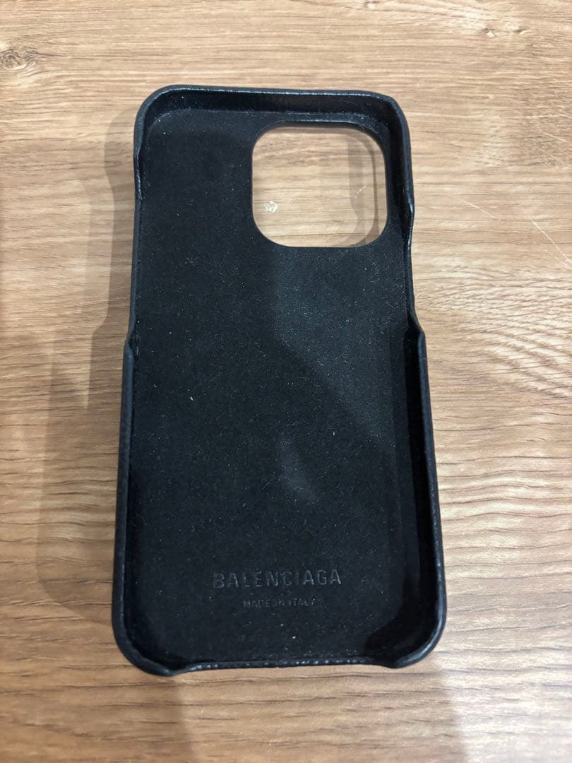 【美品】BALENCIAGA バレンシアガ iPhone13proケース