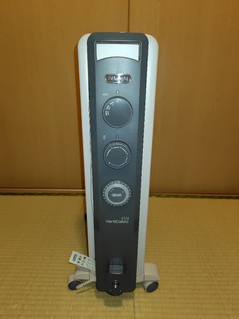 De'Longhi(デロンギ) オイルヒーター 　Vertical