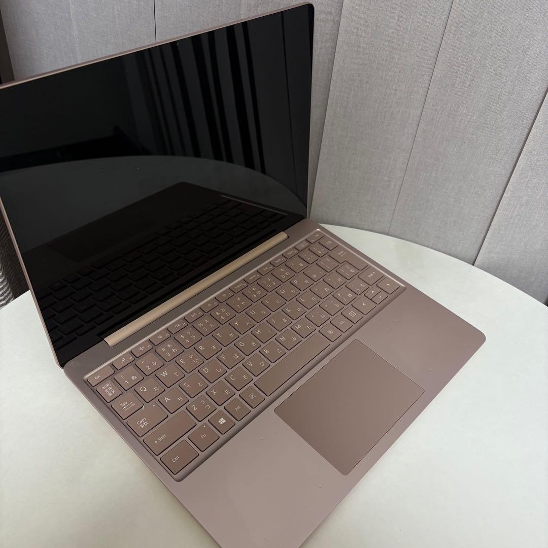 Microsoft Surface Laptop go ピンク系 傷汚れなし