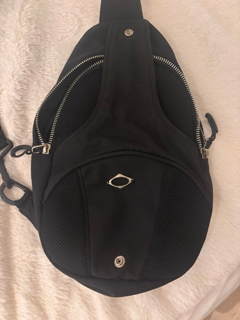 MSCHF ショルダーバッグ ボディバッグ スリングバッグ