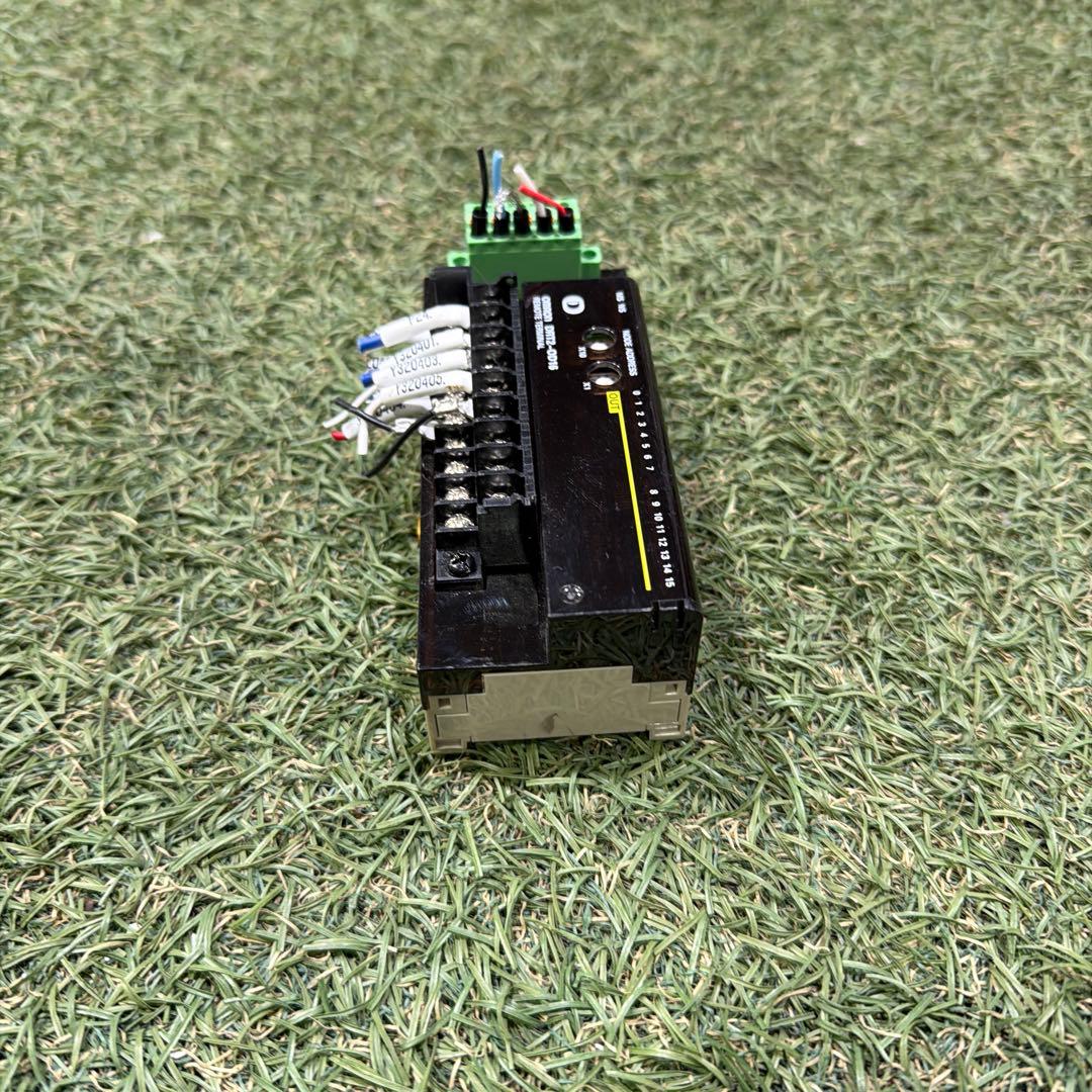 OMRON DRT2-OD16 リモートターミナル