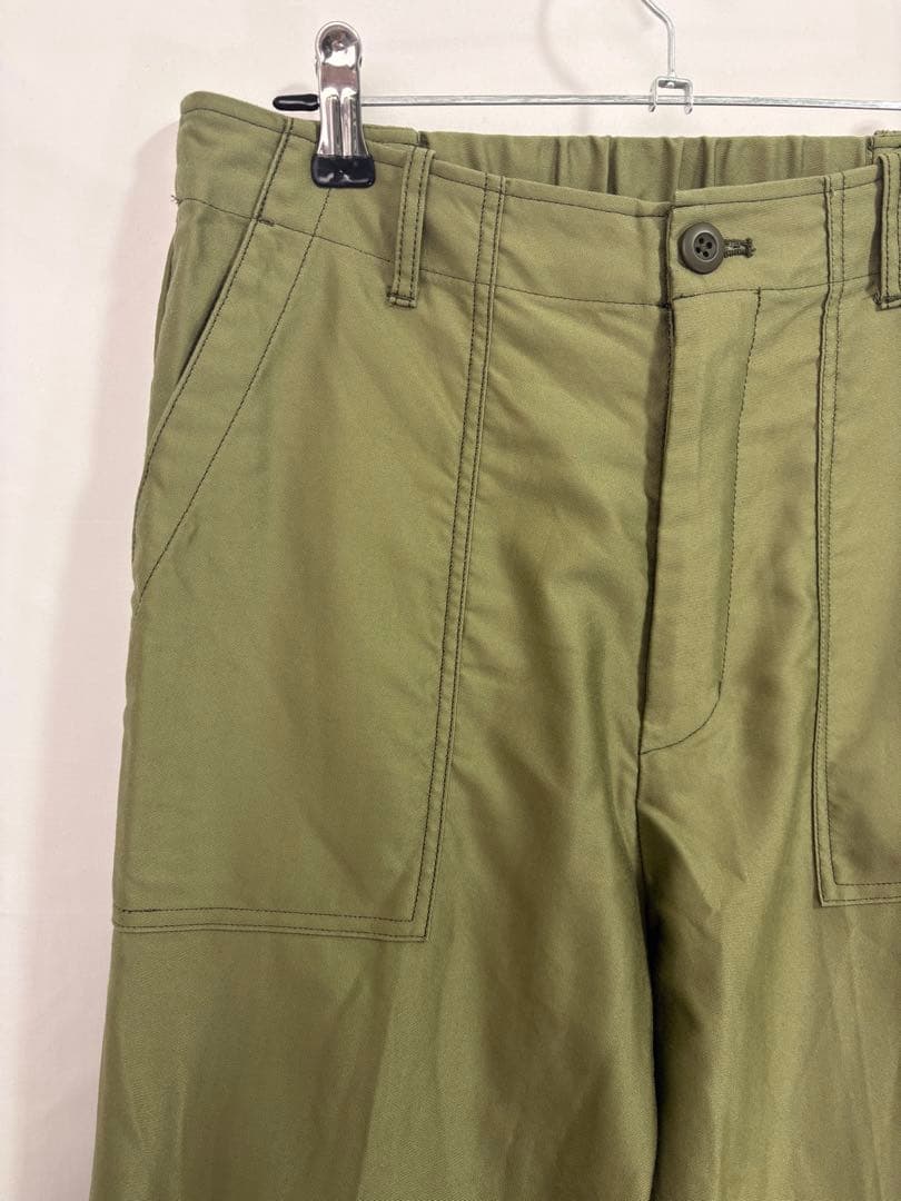 E by éclat イーバイエクラ ベイカーパンツ カーキ サイズ40 11号