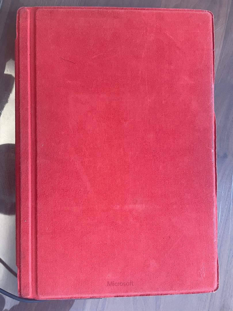 Microsoft Surface Pro4レッドキーボード、充電ケーブル付き