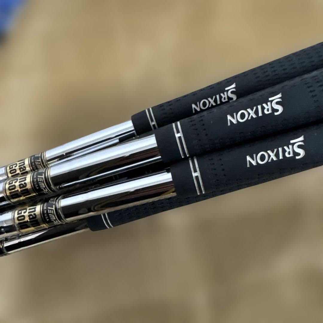 健　名器　ZR700 SRIXON アイアン８本セット Ｓ２００