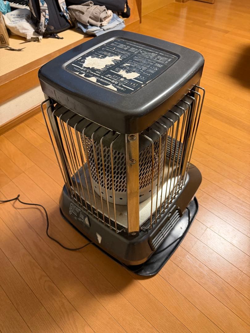 石油ファンヒーター FM-182F 中古