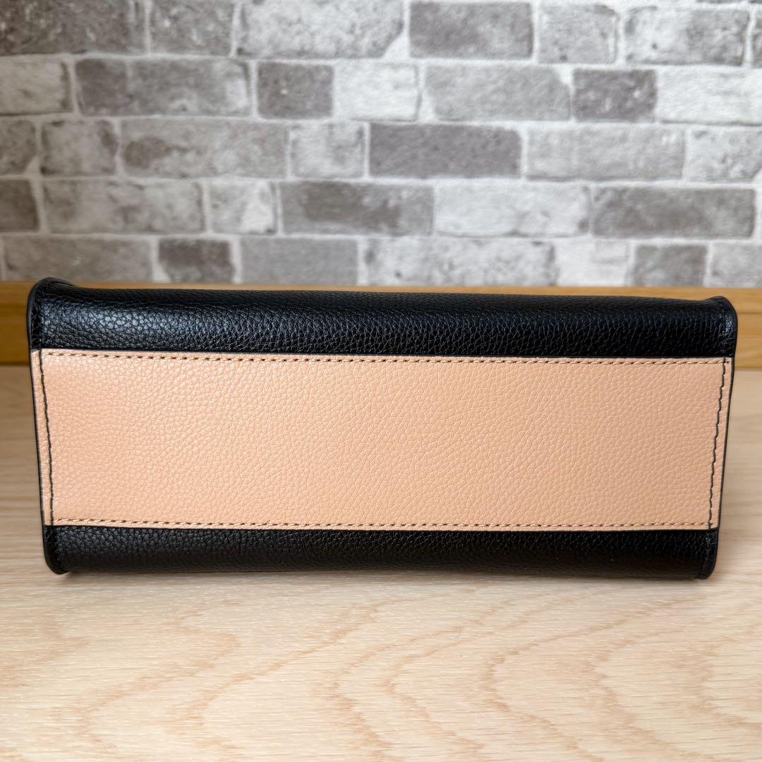 土日限定値下【美品】MARC JACOBS　ミニトートバッグ　ブラック×ベージュ