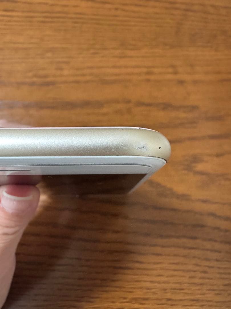 Apple iPhone 7 Plus ゴールド　128GB