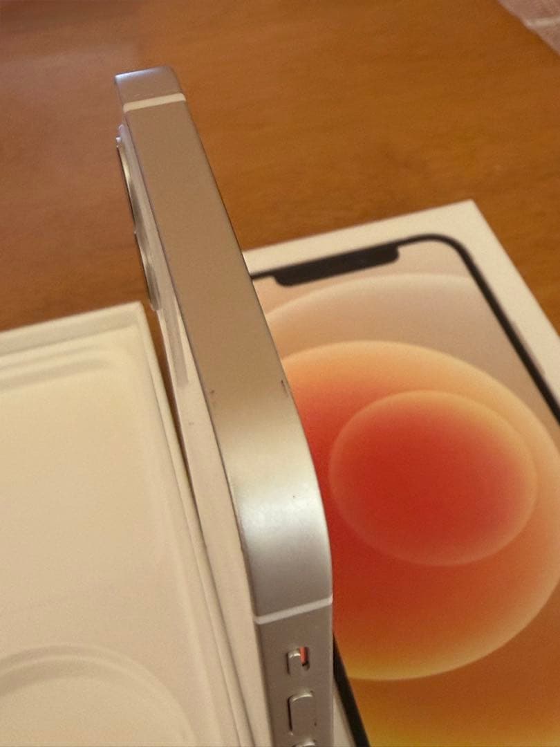 Phone 12 64GB（ホワイト）SIMフリー／箱あり