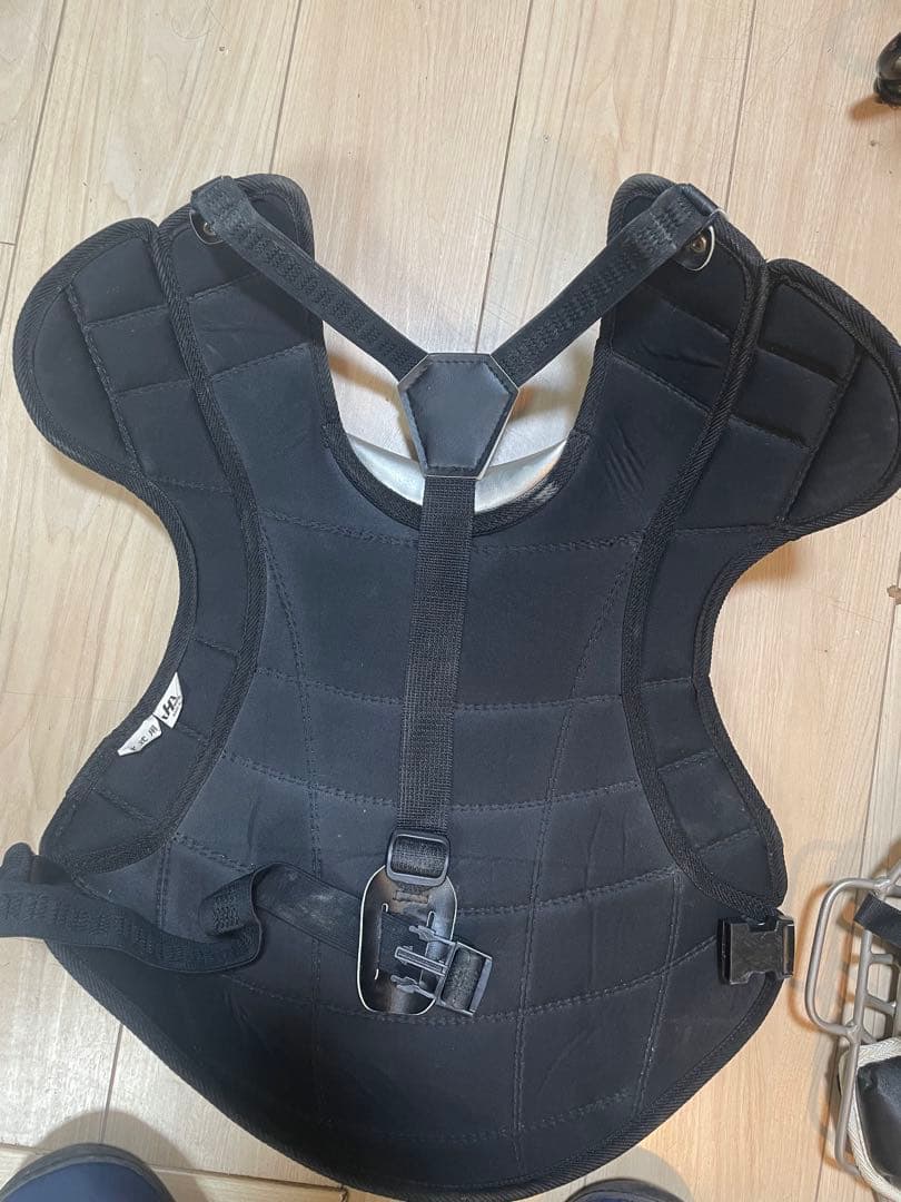 ハタケヤマキャッチャー用プロテクター JS88 一色ブラック/シルバー