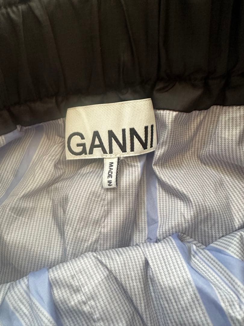 ganni キルティング　ショートパンツ