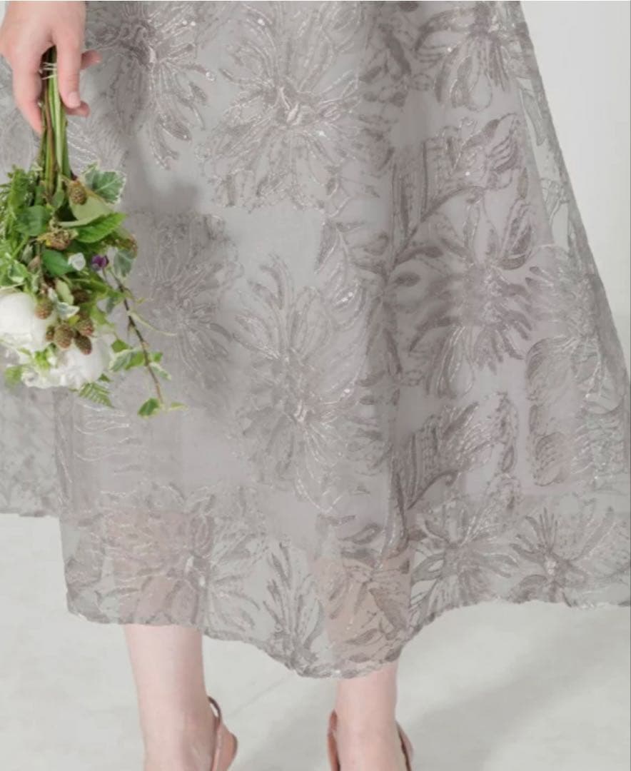 【LEJA】スパンコール花柄刺繍Aラインワンピースドレス／レジャ（Leja）