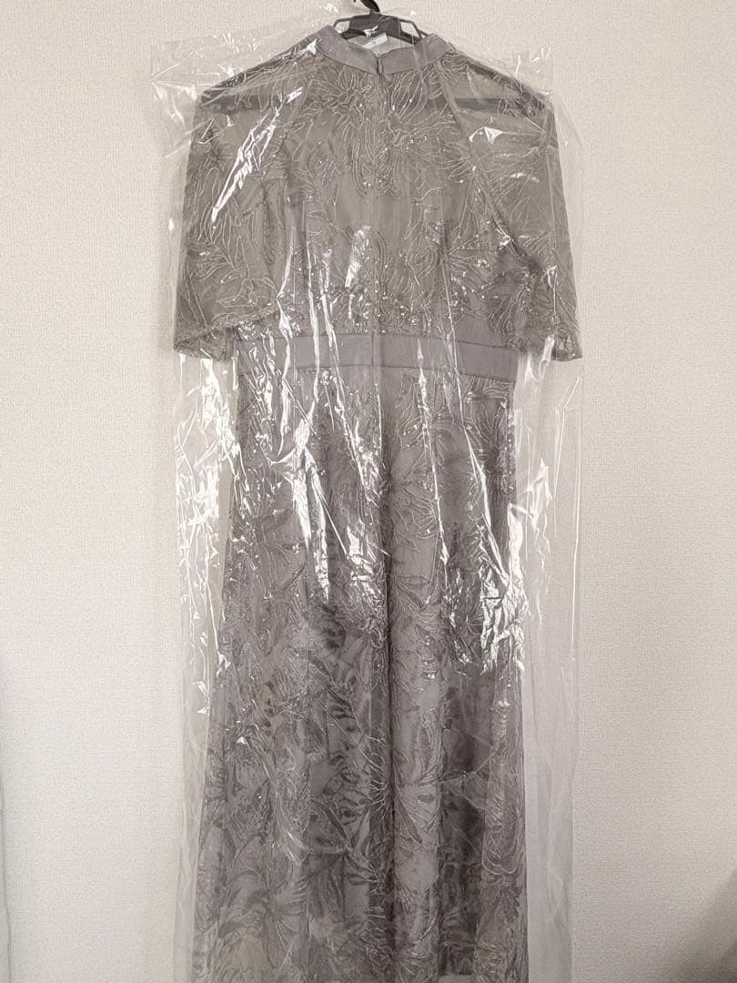 【LEJA】スパンコール花柄刺繍Aラインワンピースドレス／レジャ（Leja）