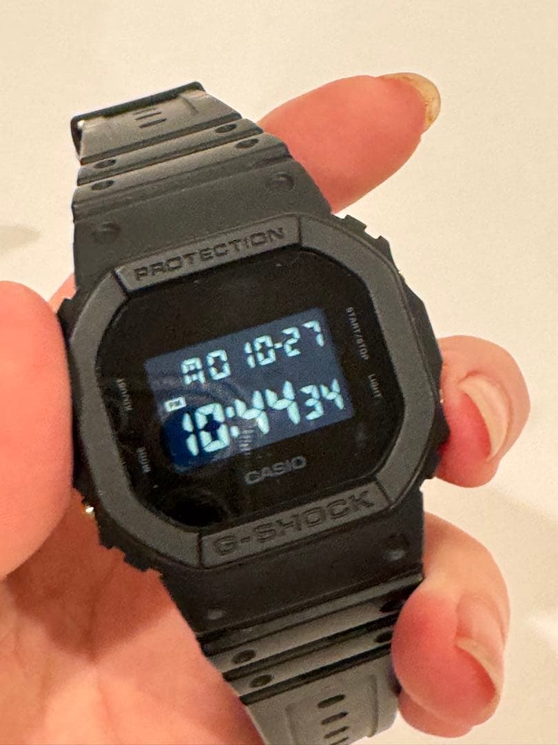 CASIO極美品 G-SHOCK デジタル腕時計 ブラック DW-5600BB