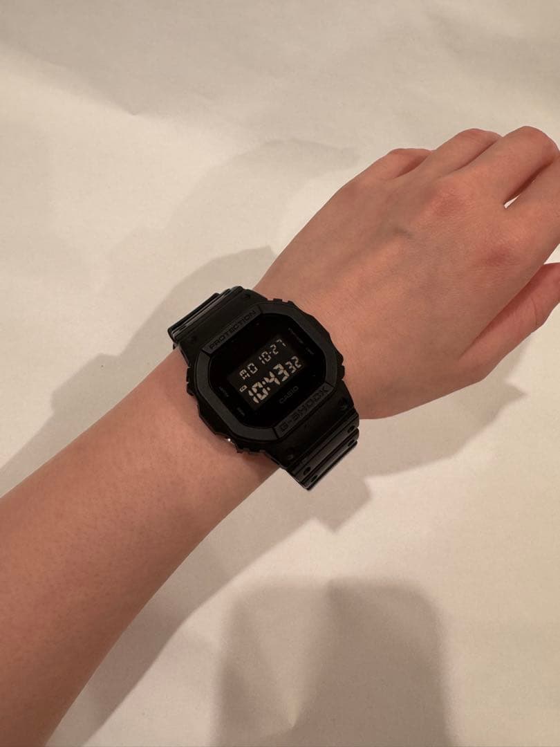 CASIO極美品 G-SHOCK デジタル腕時計 ブラック DW-5600BB