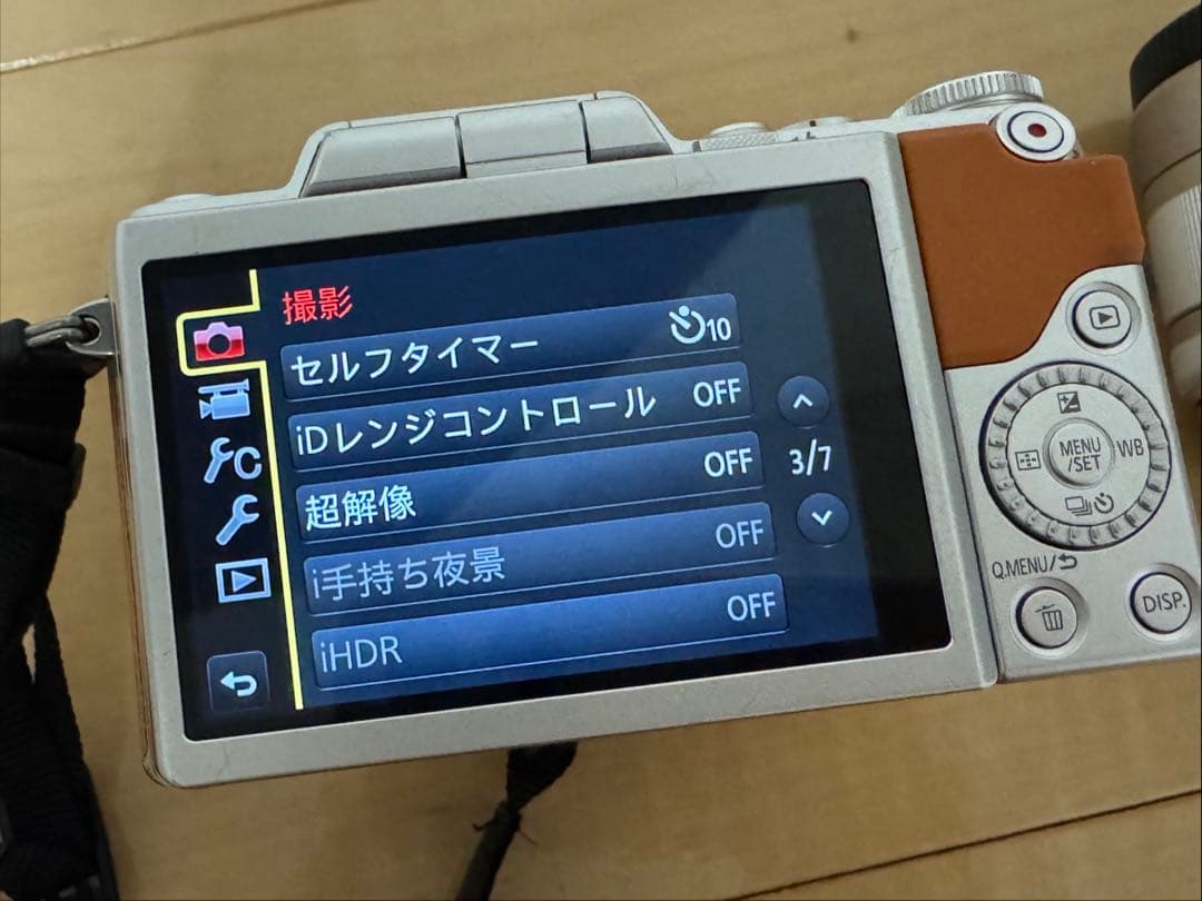Panasonic LUMIX DMC-GF7 ミラーレス一眼カメラ　即使用可