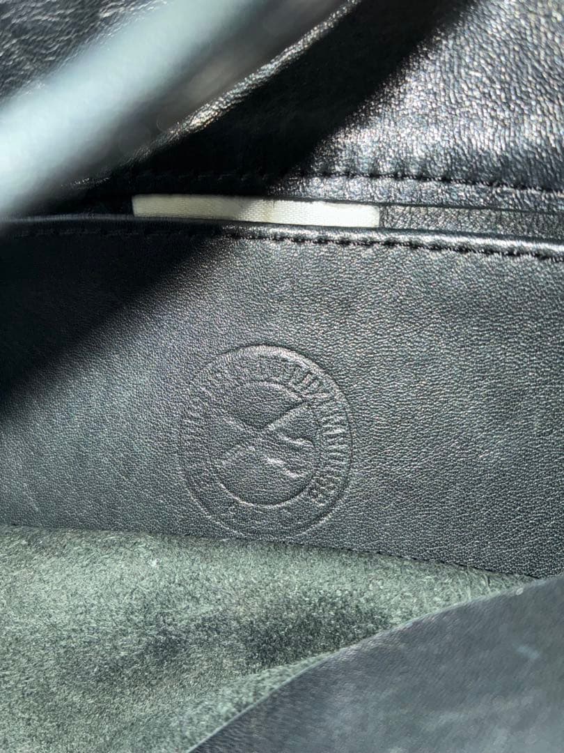 APC アーペーセー ビンテージ フランス製 レザーショルダーバッグ (黒)