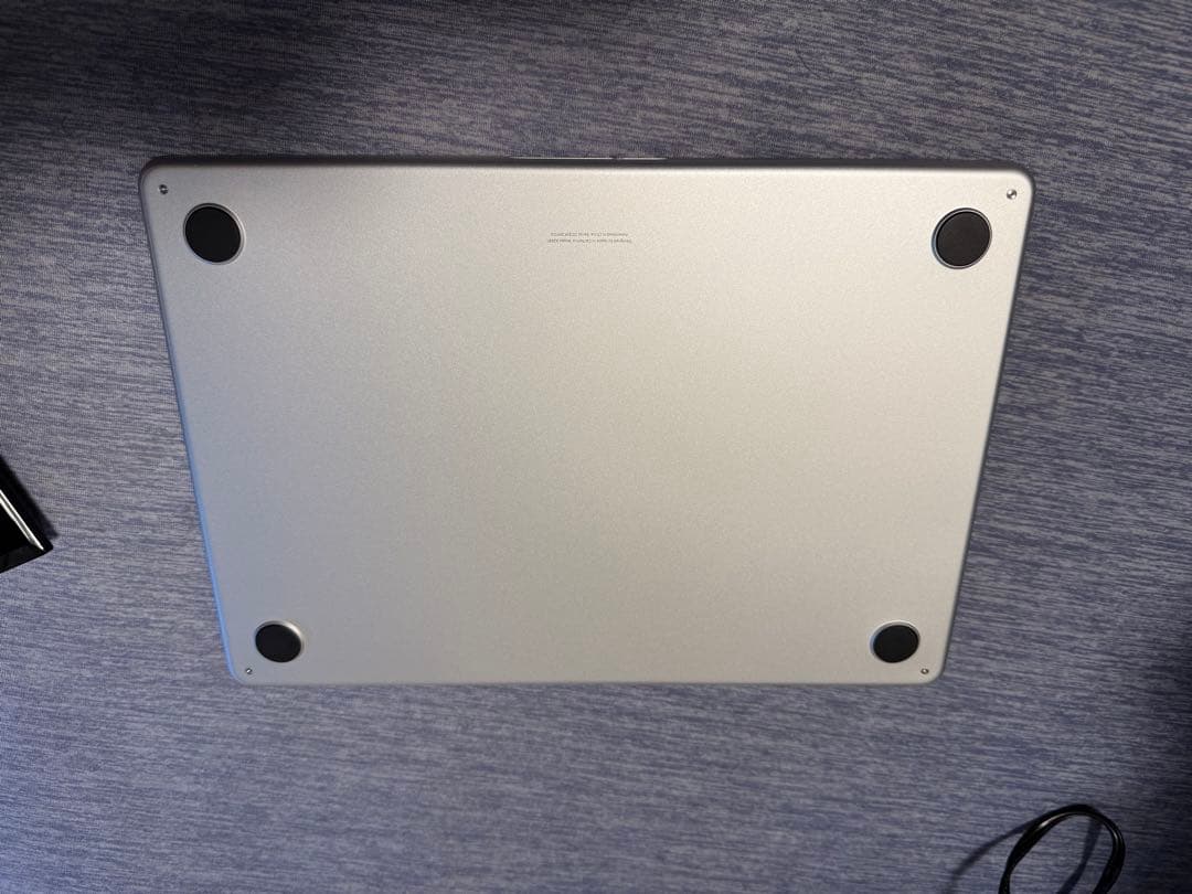 Apple MacBook Airシルバー M2本体　超美品