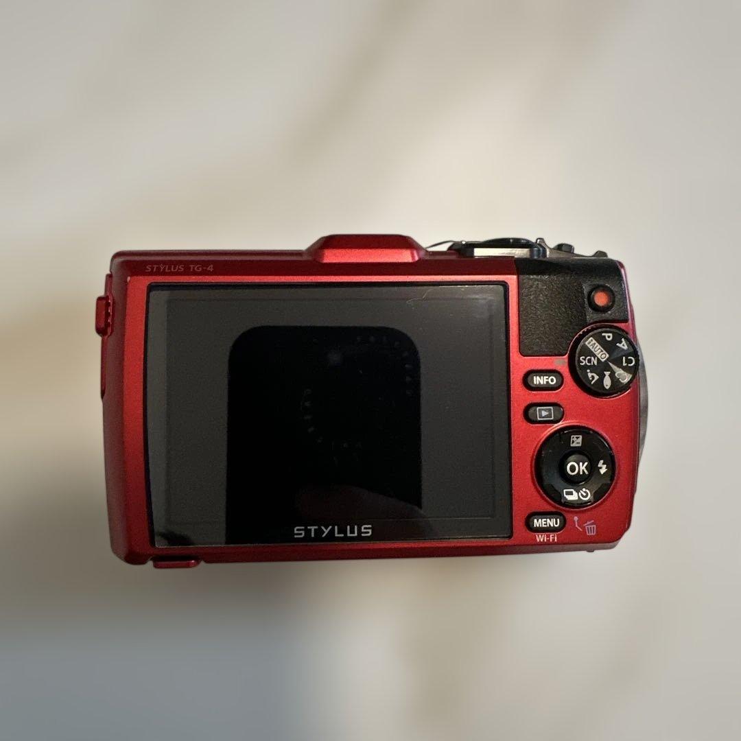 【ほぼ未使用】OLYMPUS TG-4