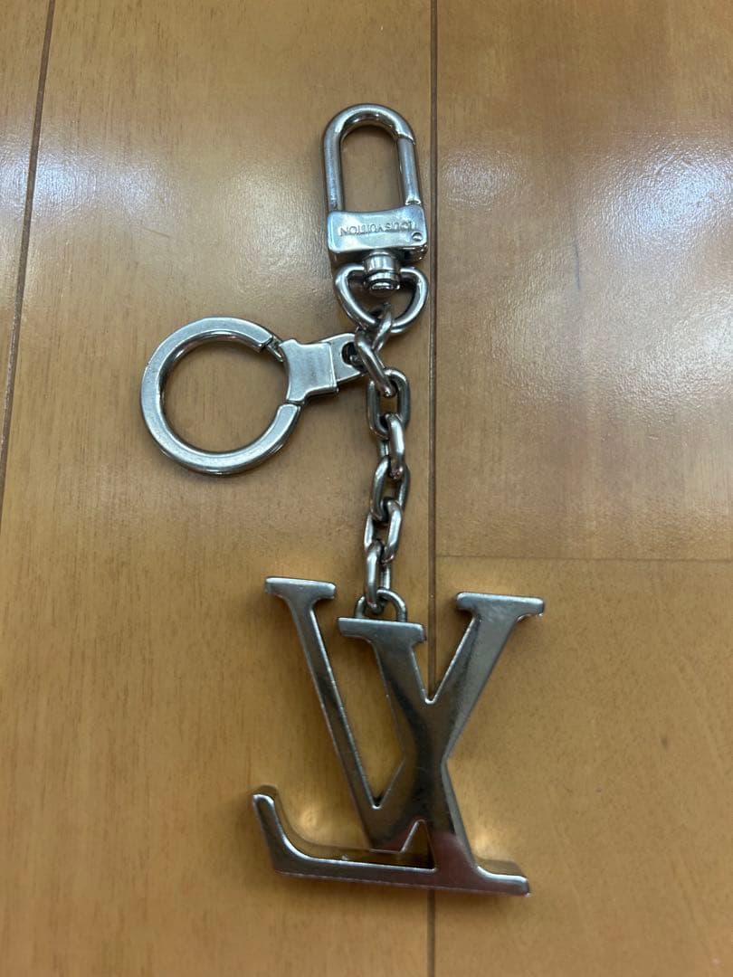 じ*ん様 LOUISVUITTON（ルイヴィトン）キーリング キーケース