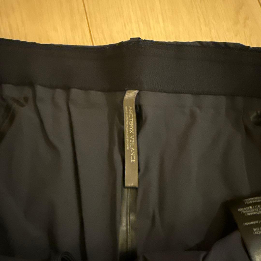 ARC'TERYX VEILANCE ショートパンツ M ダークネイビー