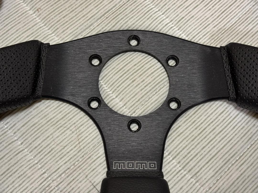 MOMO JET 32 ステアリング　USED