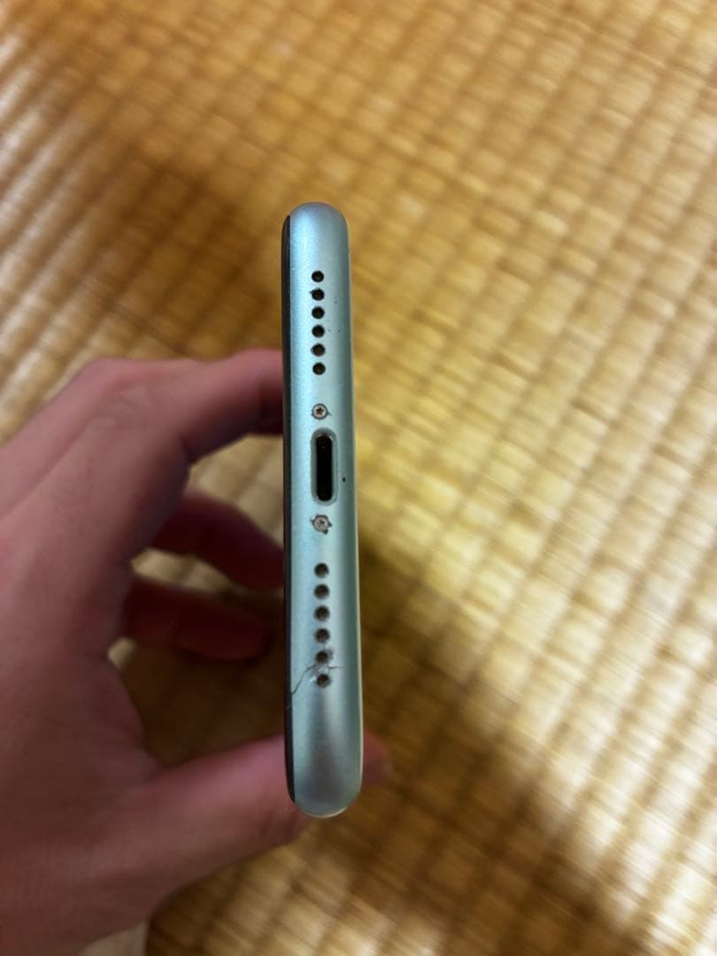 ゼ*界様 iPhone 11 グリーン 本体