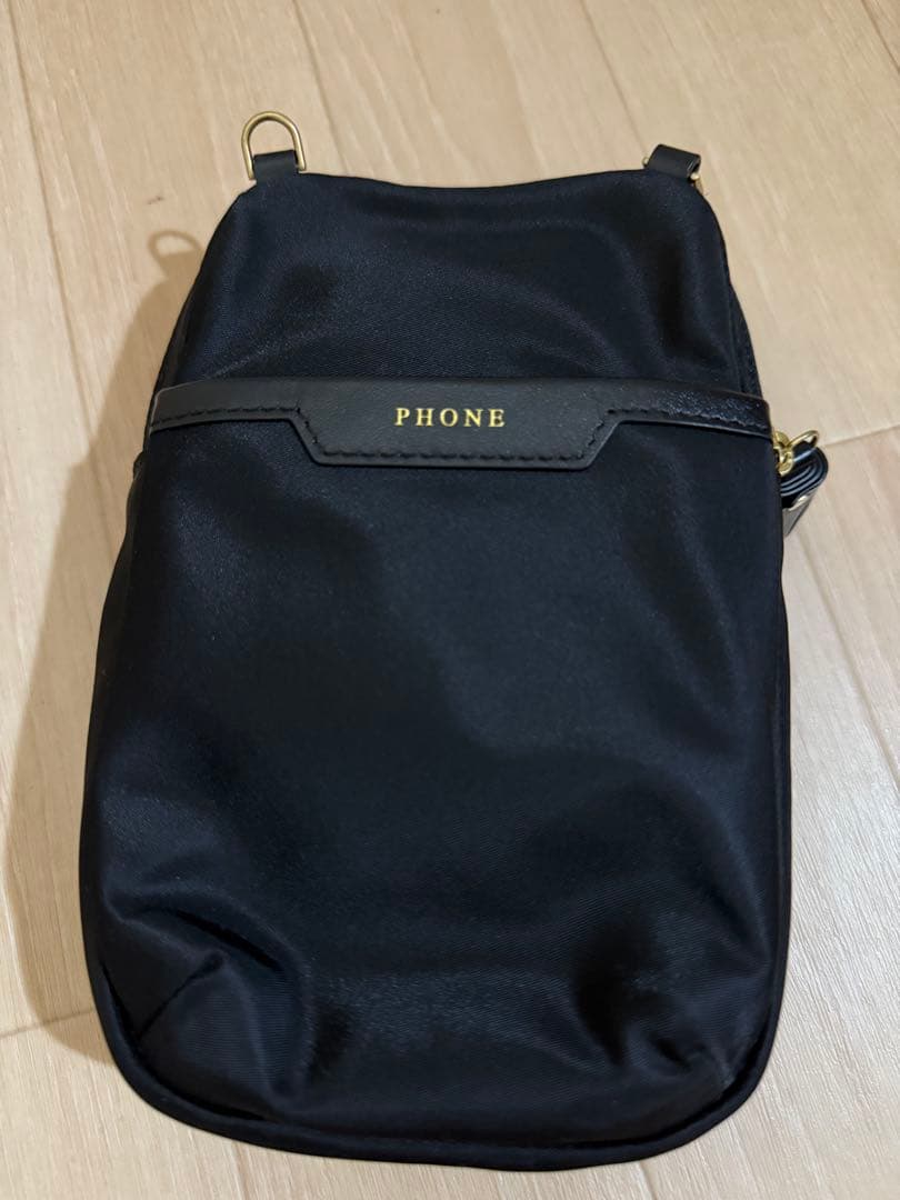 アニヤハインドマーチ eyesボディーバック