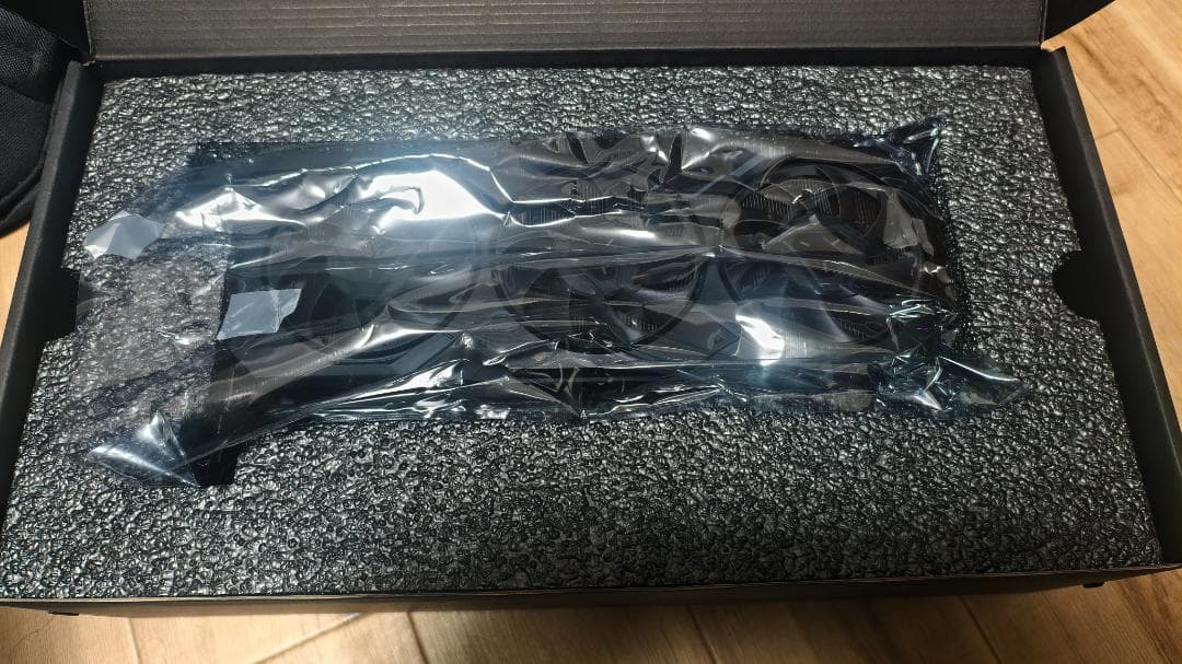 玄人志向 RX7900XT 20GB 【RD-RX7900XT-E20GB】