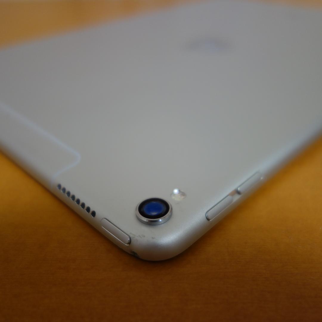 102）iPadPro 64GB /10.5インチ/au/SIMロック解除済み
