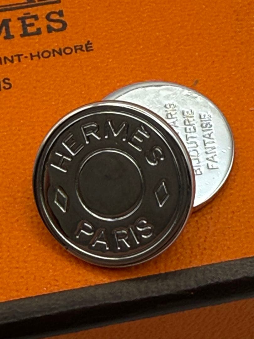 美品HERMES シルバーセリエ　カフス　カフリンクス シルバー