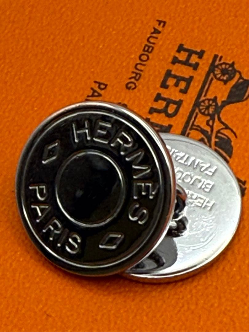 美品HERMES シルバーセリエ　カフス　カフリンクス シルバー