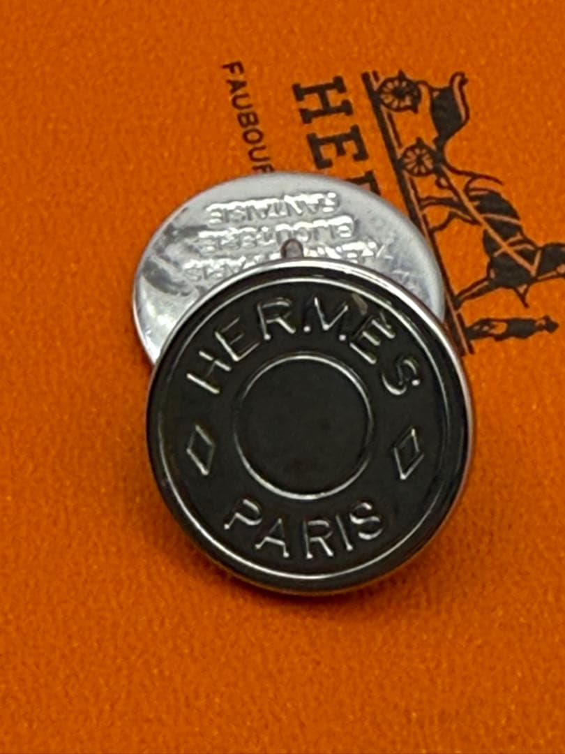 美品HERMES シルバーセリエ　カフス　カフリンクス シルバー