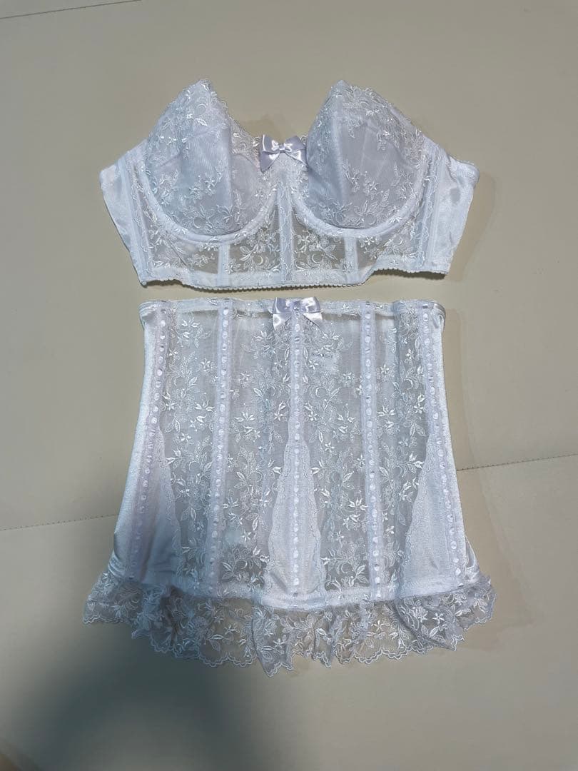 【美品】セモアブライダルインナー　D70/ニッパー64 説明用紙付き