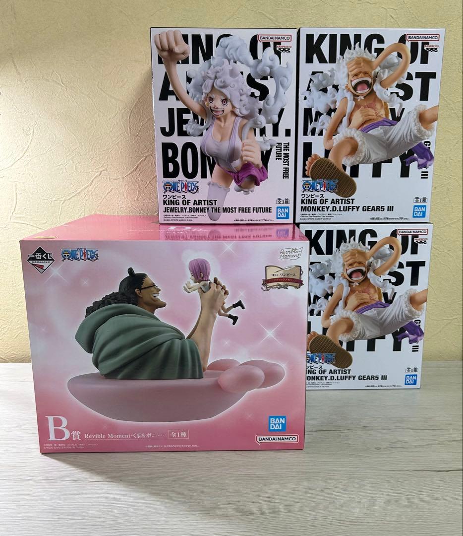 ワンピースカード＋フィギュア4個＋グッズセット