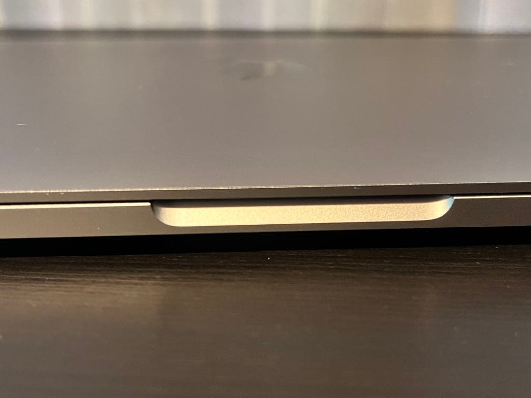 【美品】MacBook pro 2019 256GB 充電ケーブル、箱付き