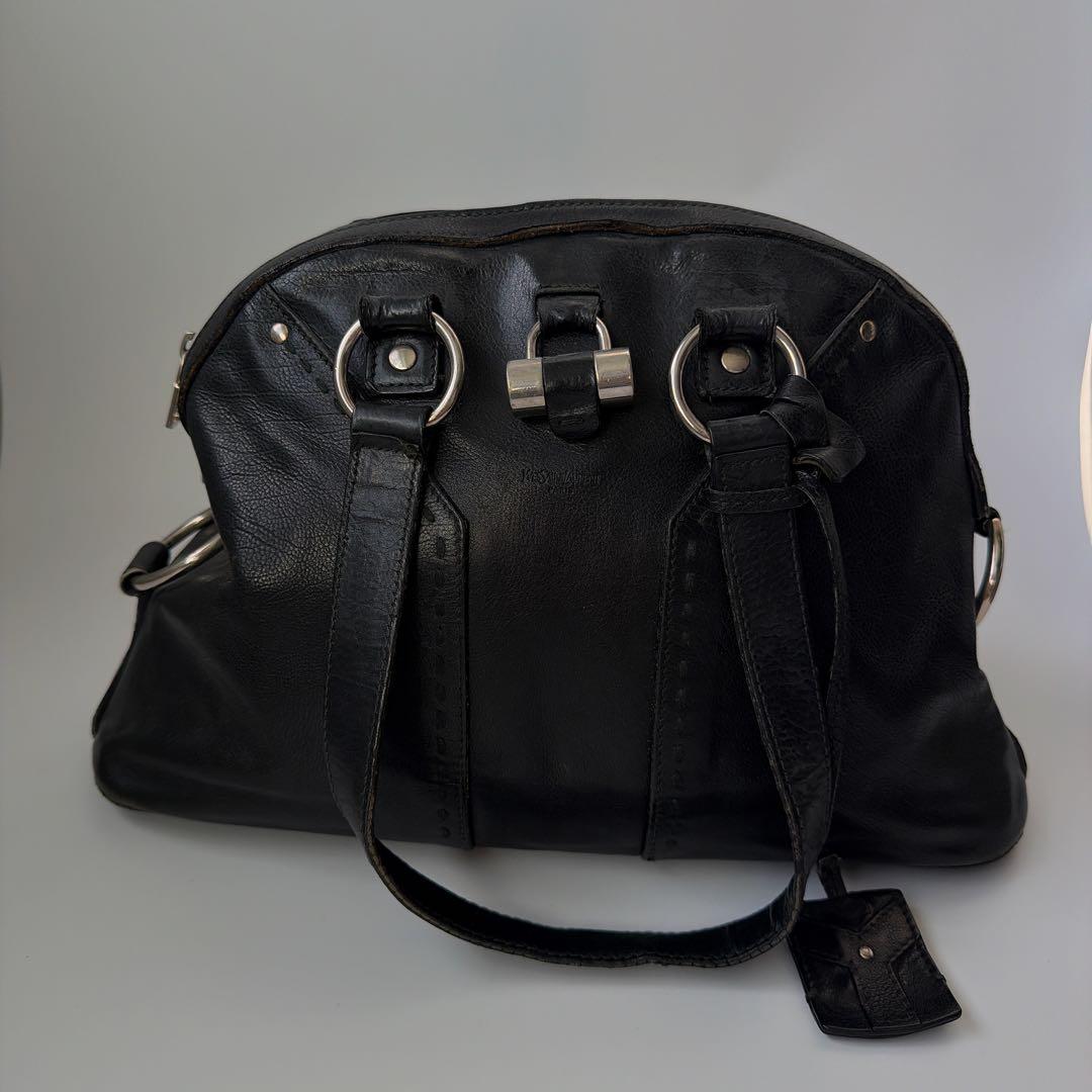 イヴ・サンローラン ミューズ パテント ショルダーバッグ