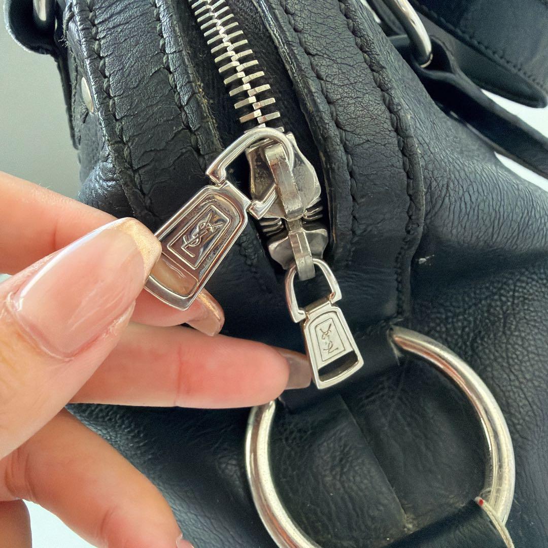 イヴ・サンローラン ミューズ パテント ショルダーバッグ