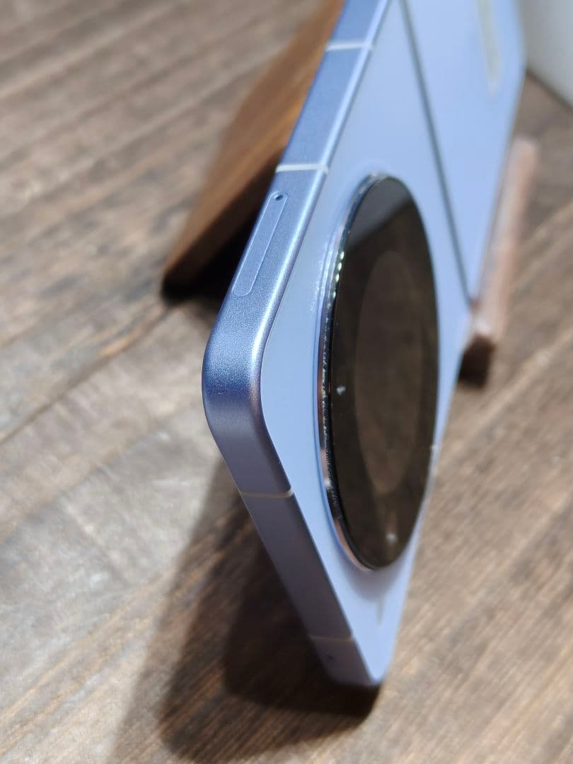 美品 Libero Flip A304ZT SIMフリー スマホ