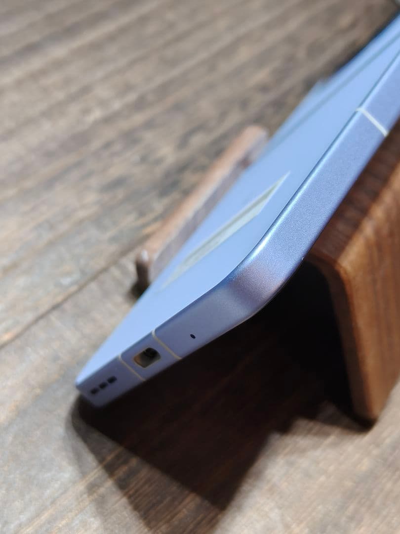 美品 Libero Flip A304ZT SIMフリー スマホ