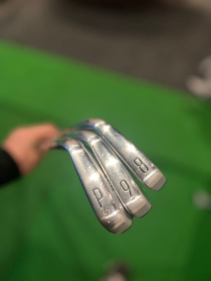 タイトリスト　T100 2023年モデル　P-5