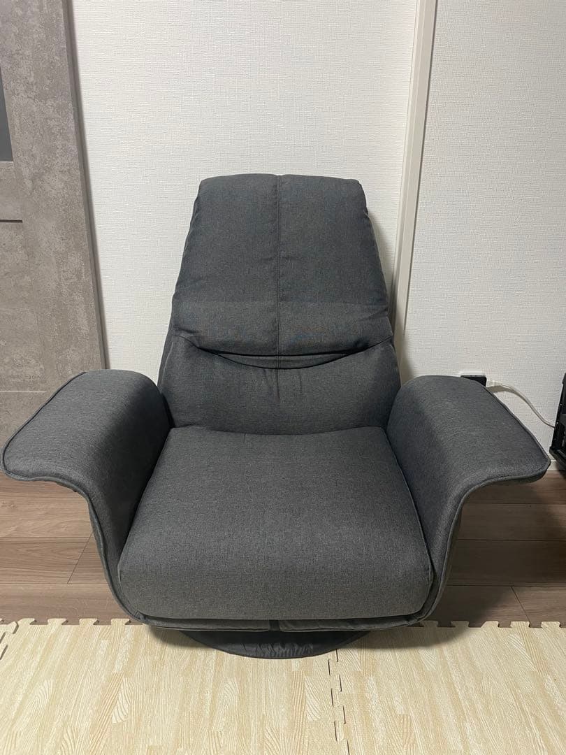 ニトリ　低反発ボリュームシート回転座椅子　NレストDGY