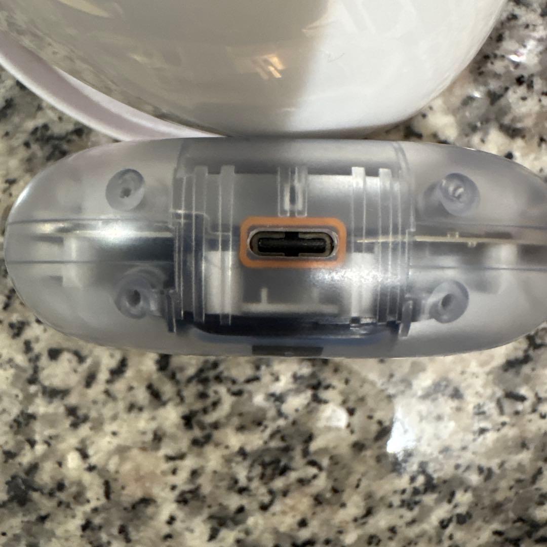 【クリア】Beats Studio Buds + ワイヤレスイヤホン