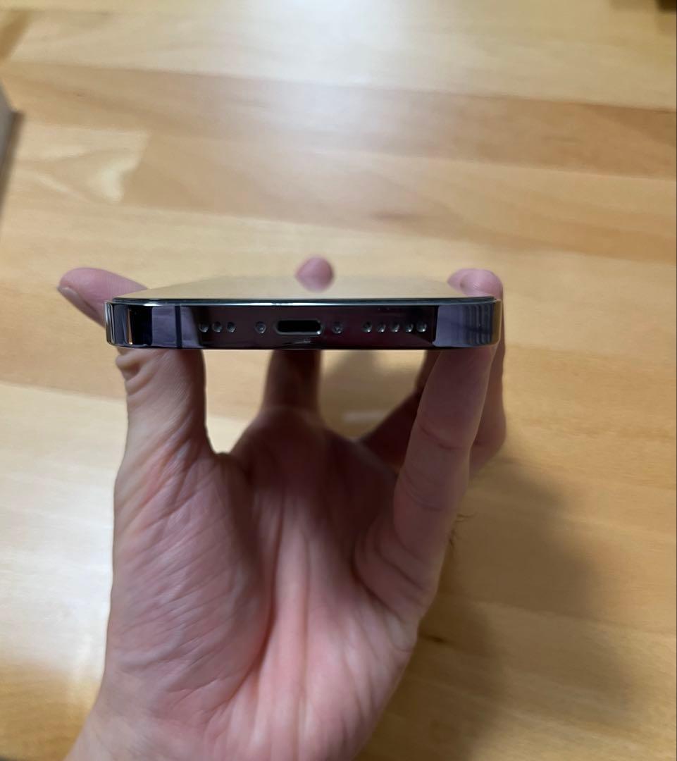 極美品　Apple iPhone 14 Pro ディープパープル 本体